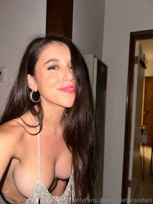 Violet Summers Photo #61