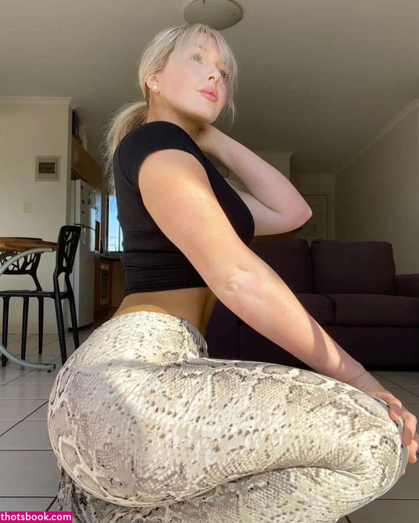 Bootybyshel Photo #22