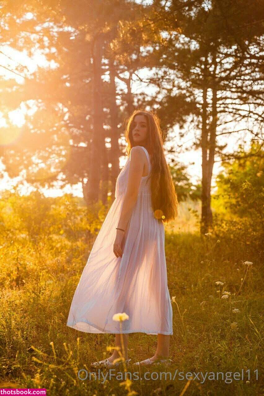 Sexyangel11 Photo #17