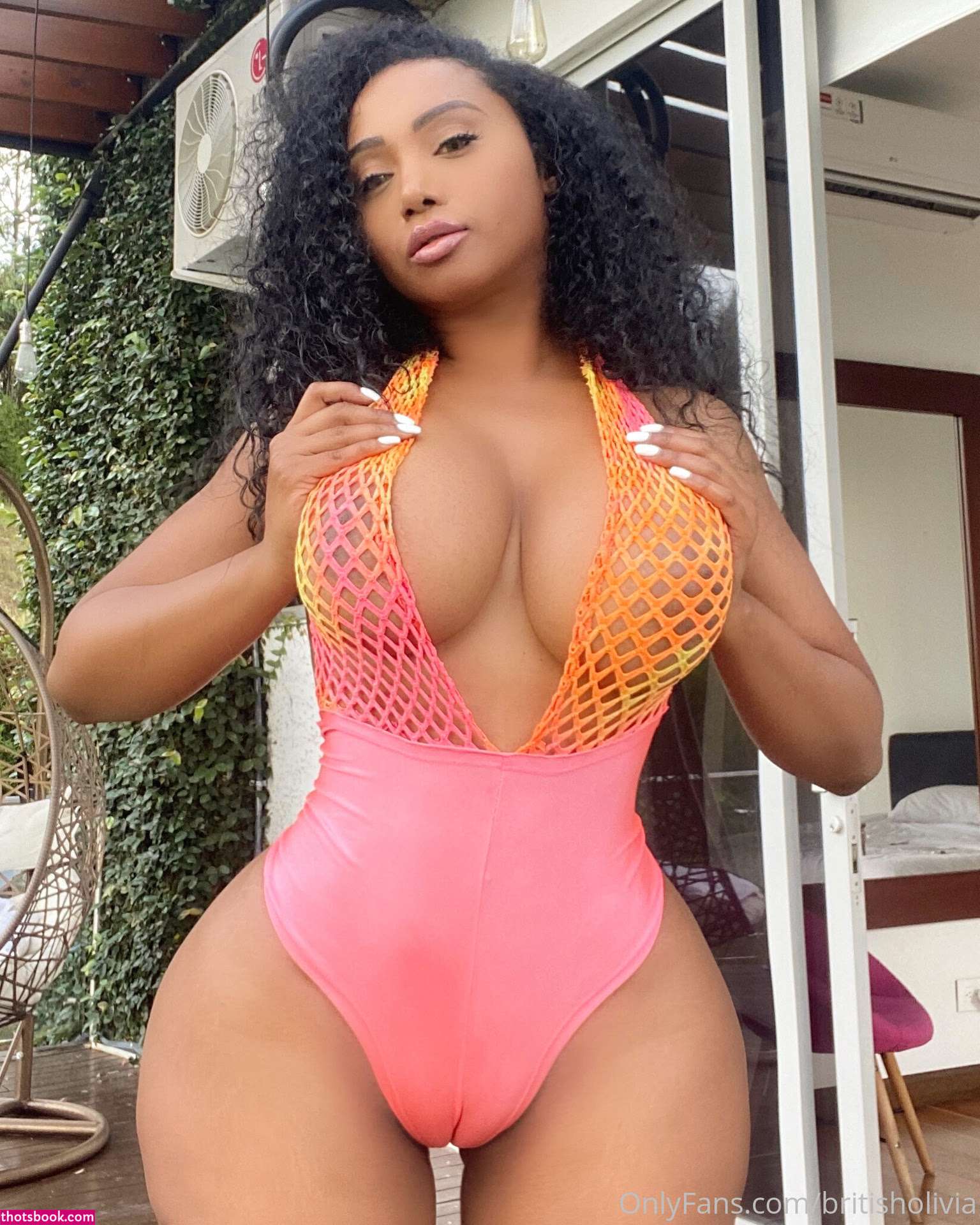 British Olivia Photo #66