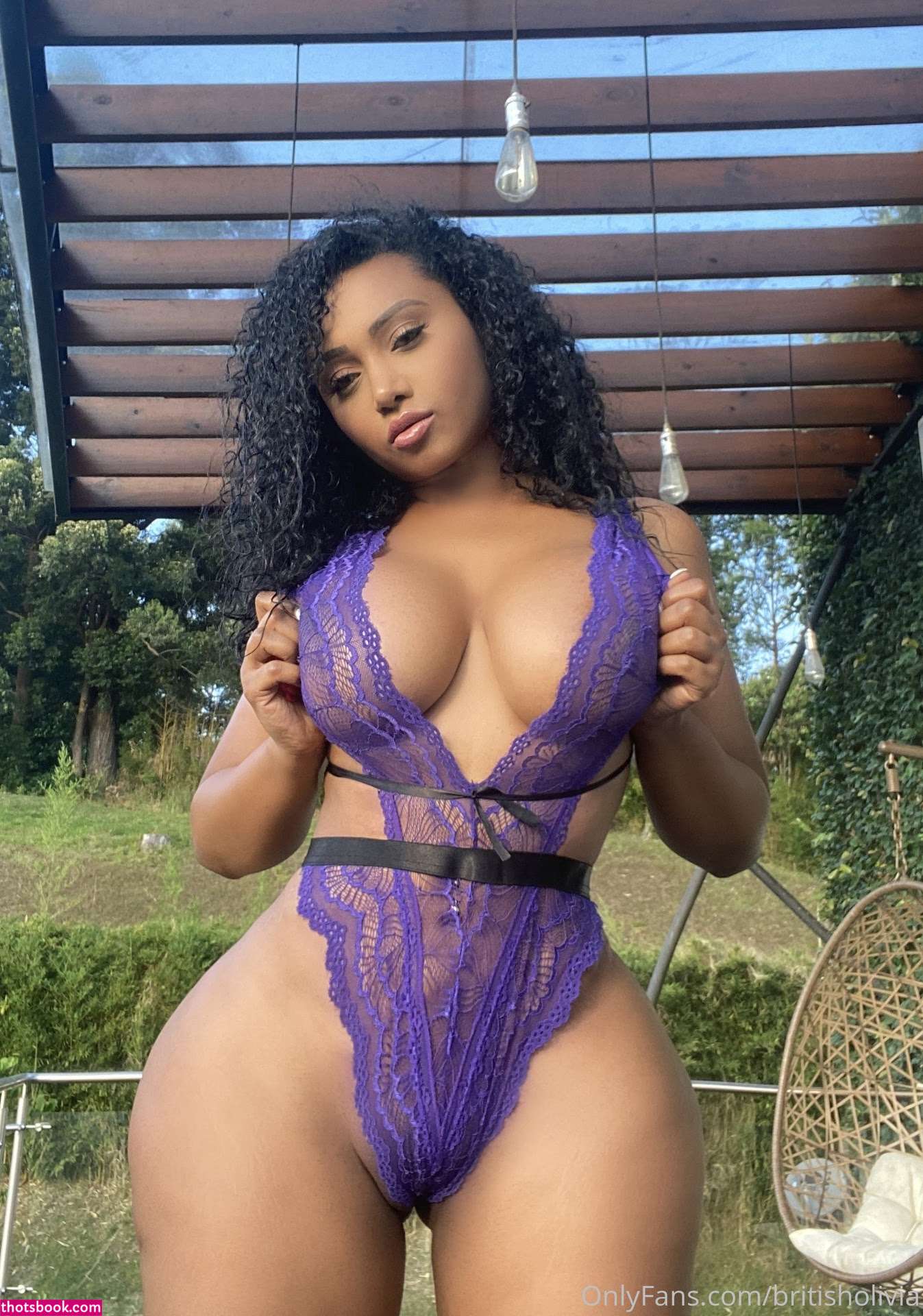 British Olivia Photo #92