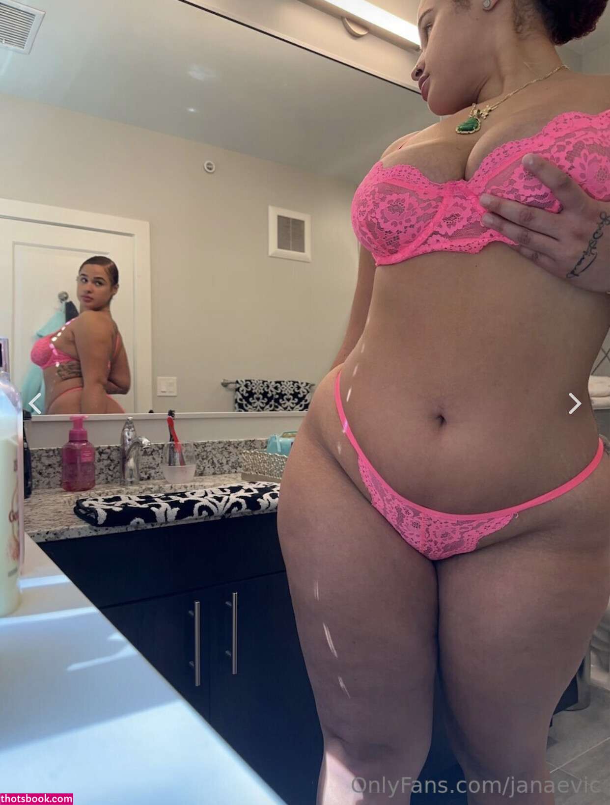 Janae Girard Photo #53