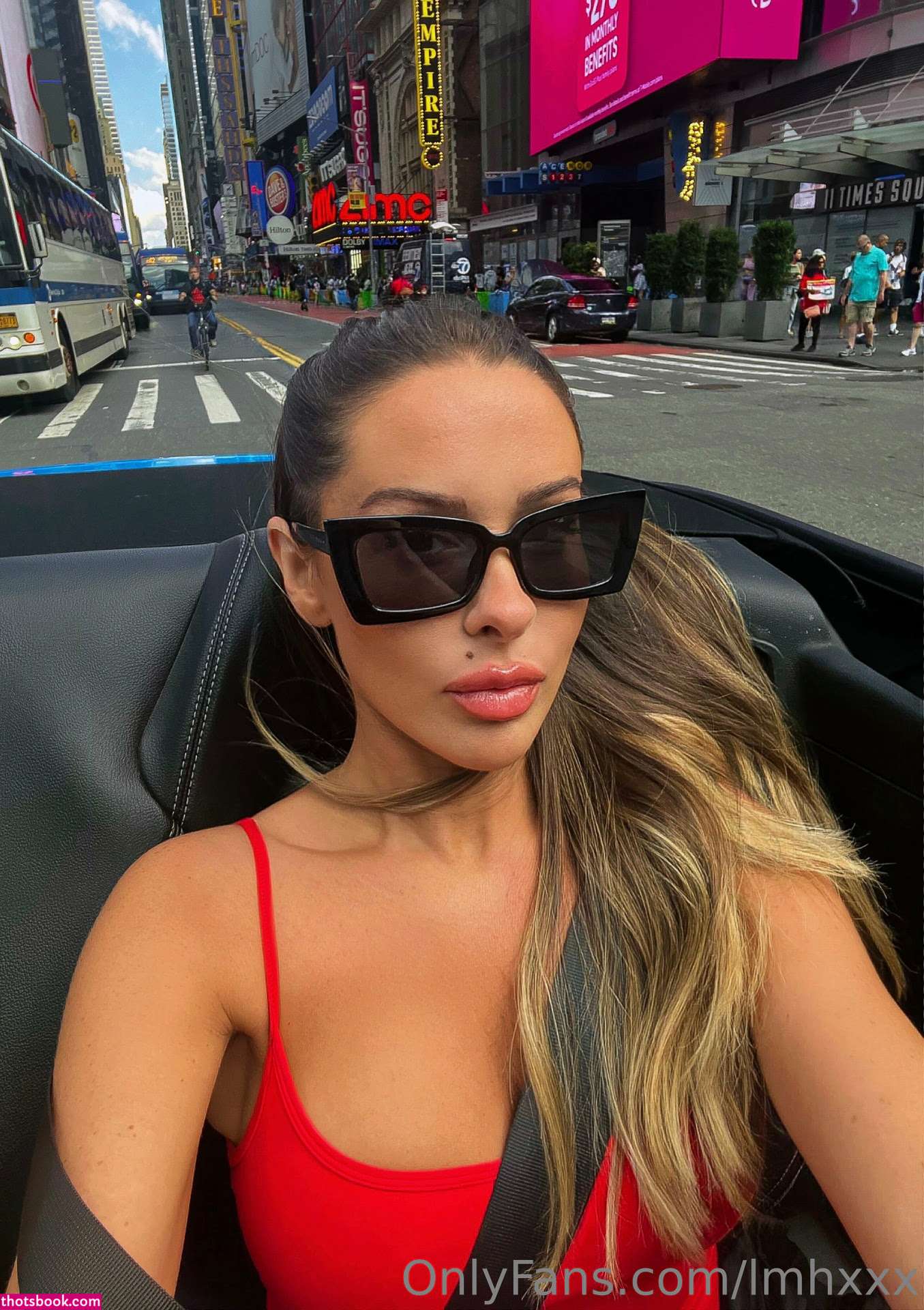 Lacey Montgomery Photo #57