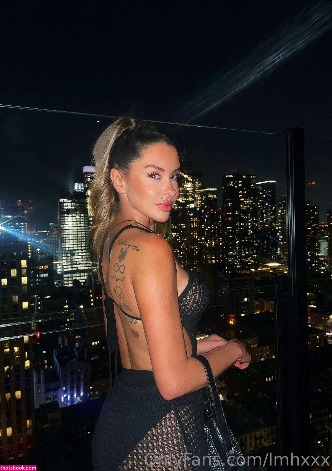 Lacey Montgomery Photo #59