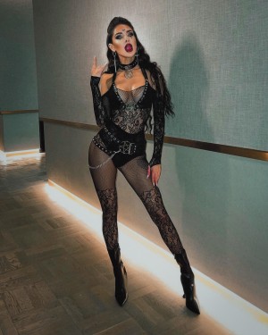 Lacey Montgomery Photo #86