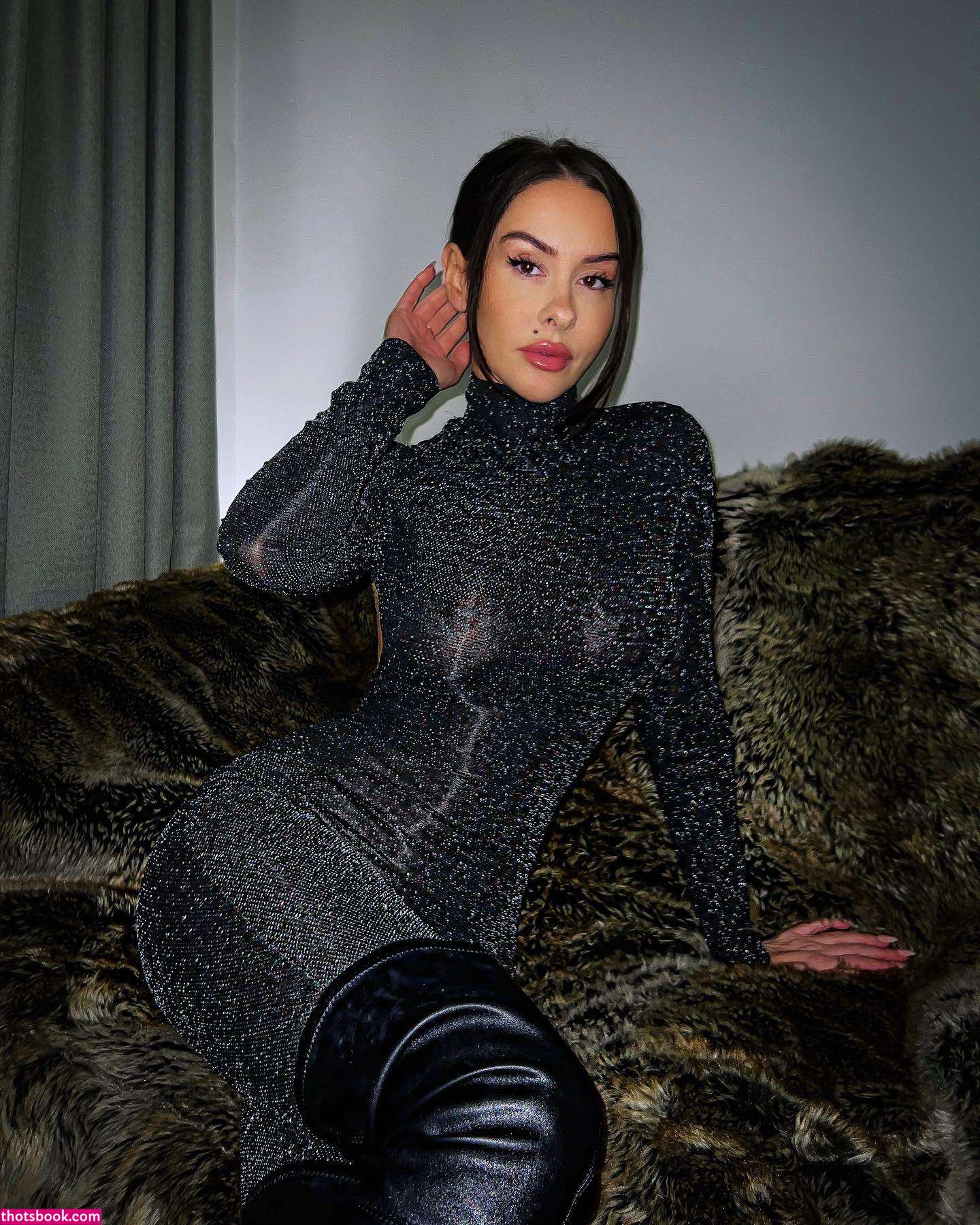 Lacey Montgomery Photo #131