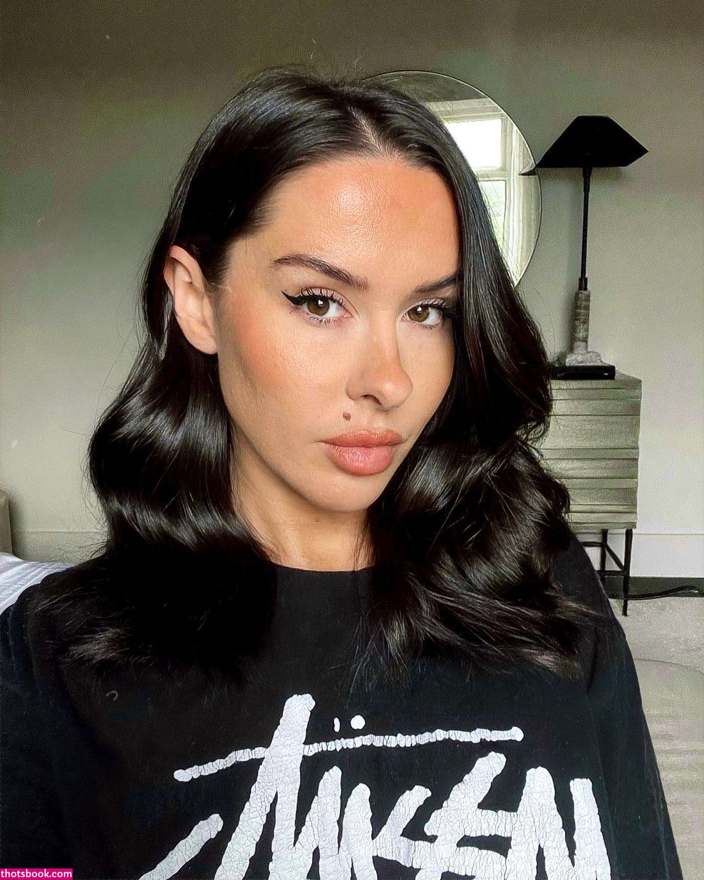 Lacey Montgomery Photo #139