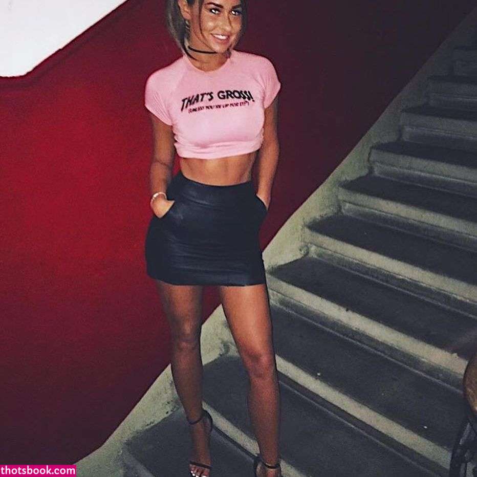 Lacey Montgomery Photo #187