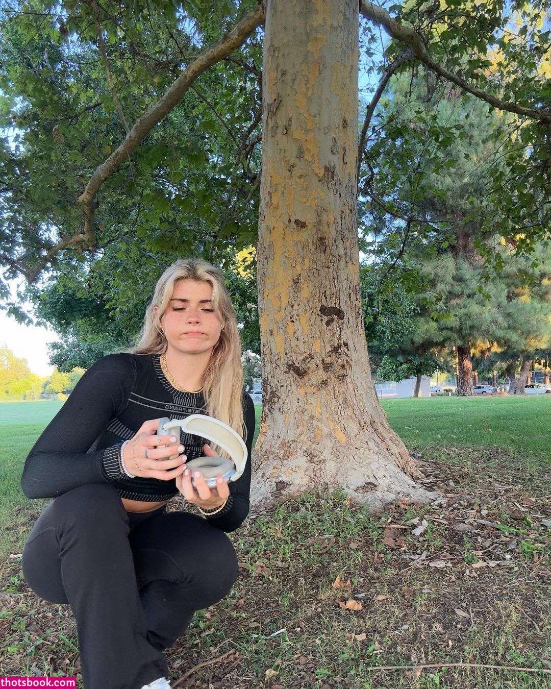 Faith Ordway Photo #18