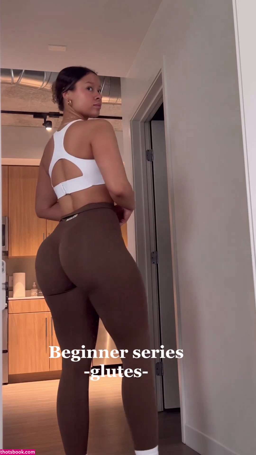 The Learmann Twins Photo #16