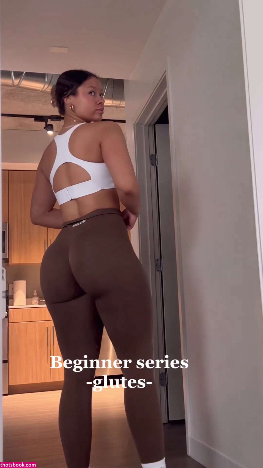 The Learmann Twins Photo #17