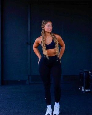 The Learmann Twins Photo #41