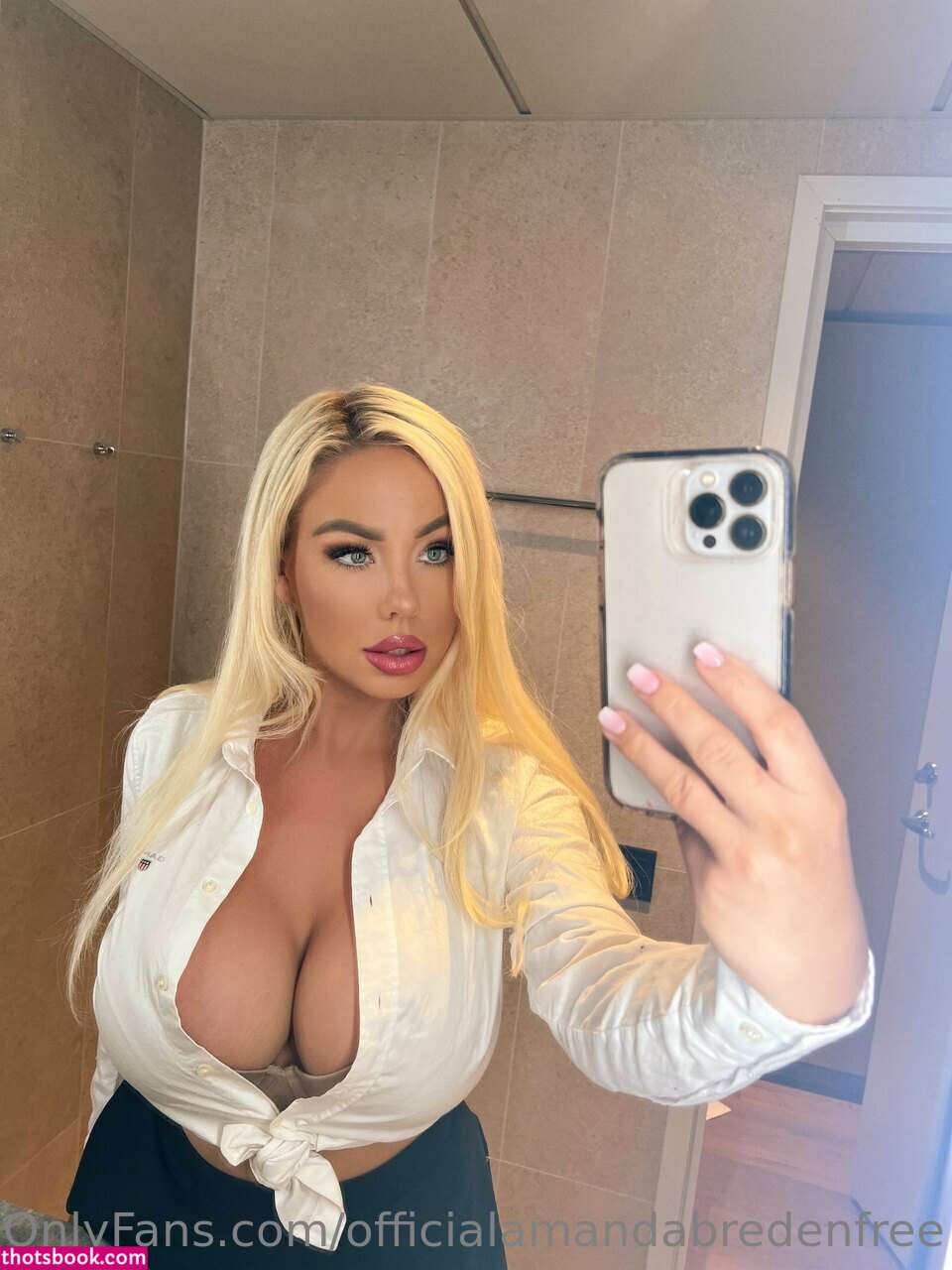 Amanda Breden Photo #38