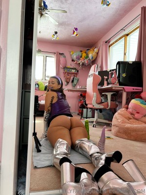 queenegirl27 Photo #46