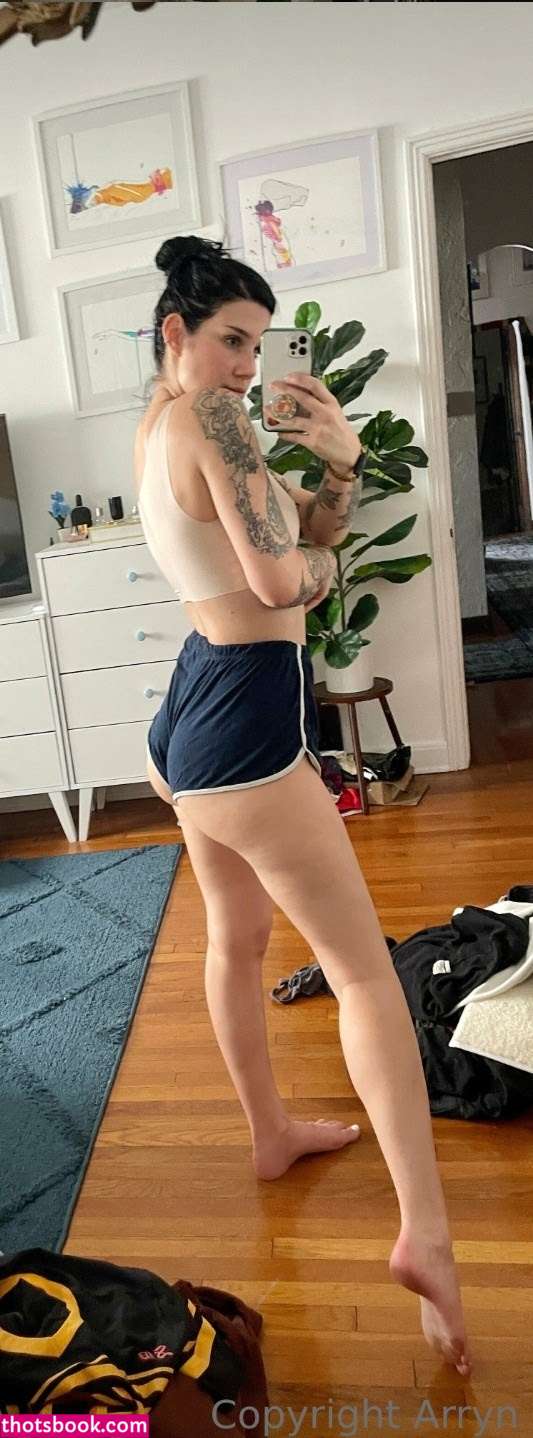 Arryn Zech Photo #174