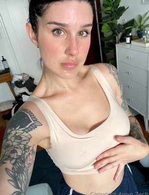 Arryn Zech Photo #171