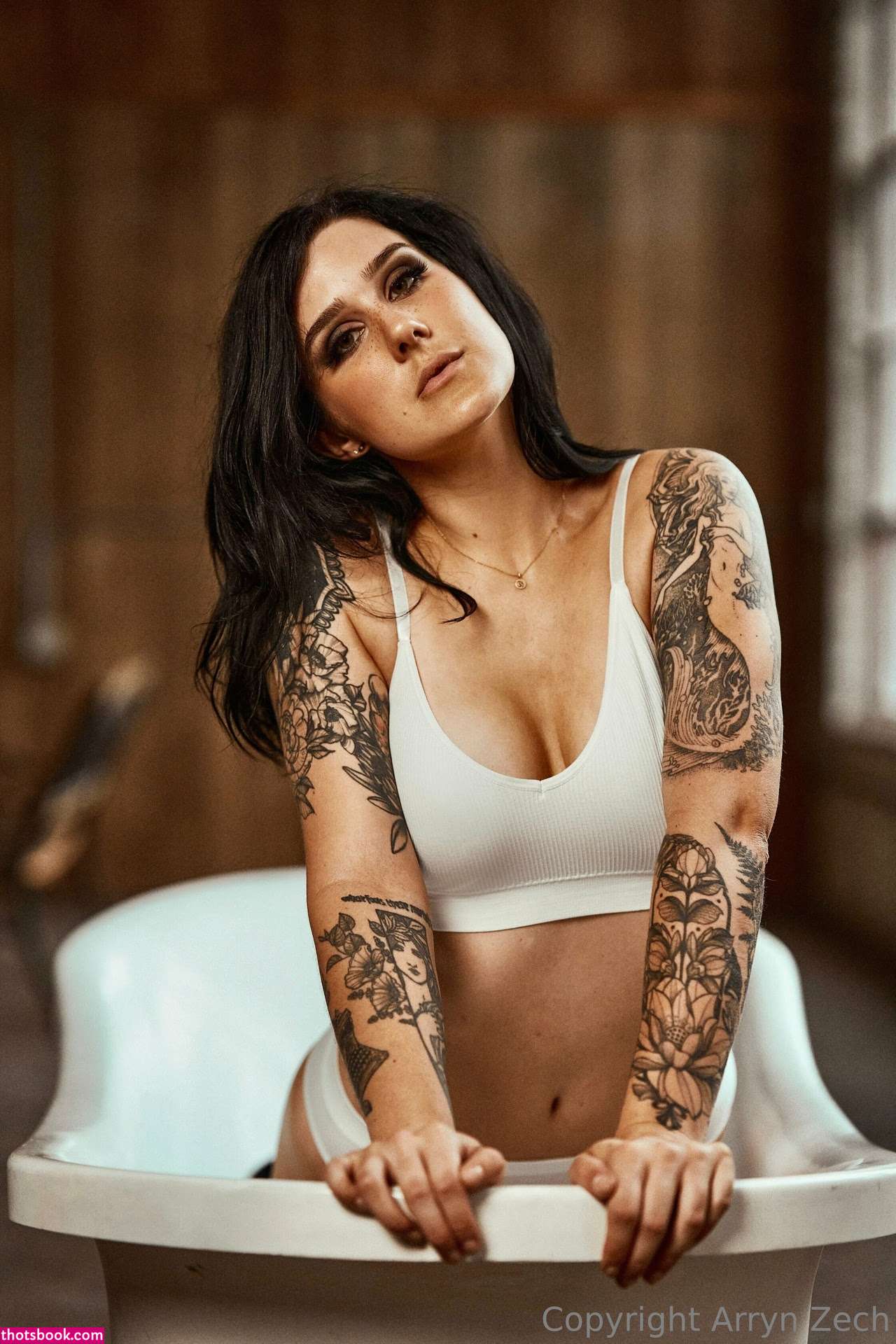 Arryn Zech Photo #186