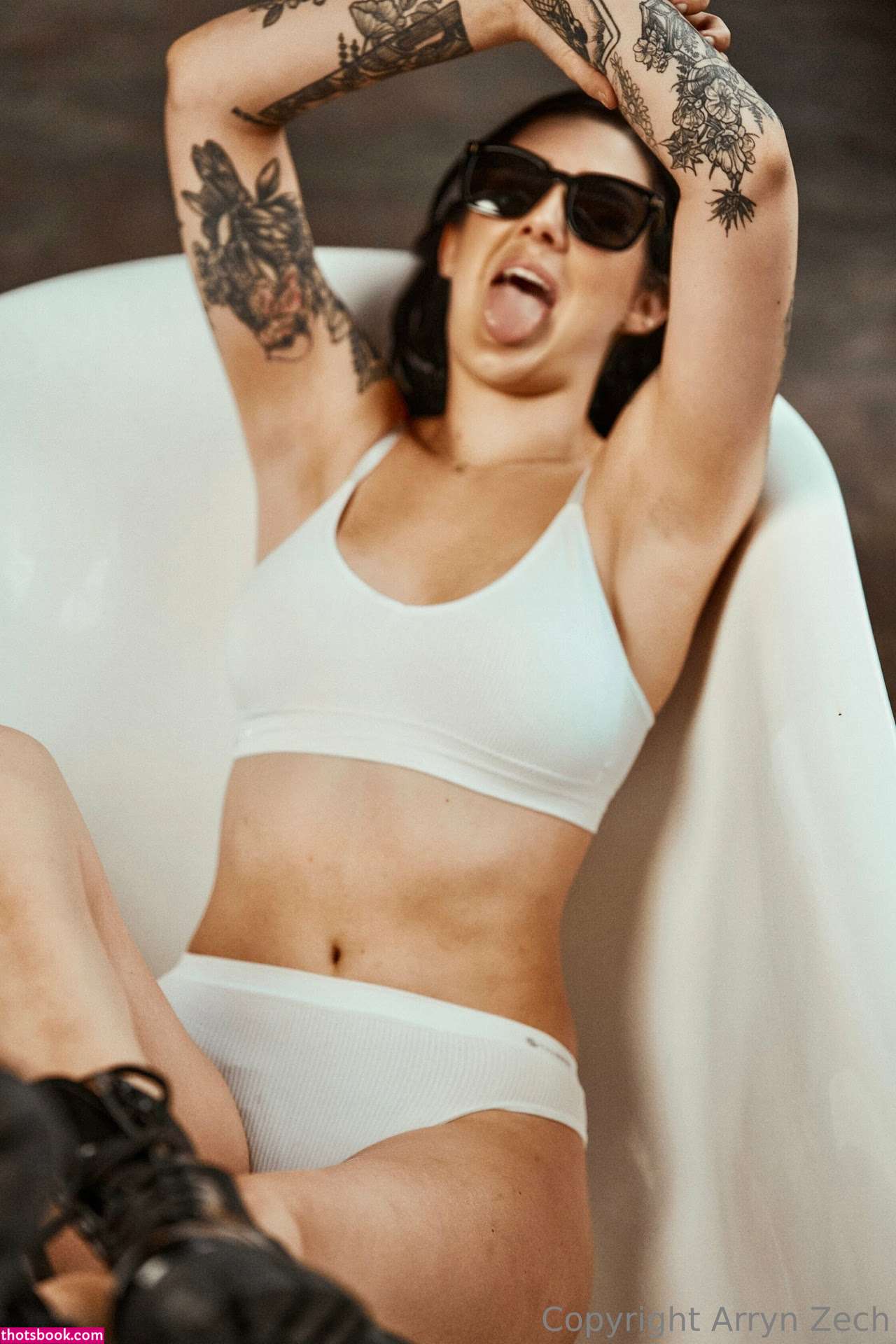 Arryn Zech Photo #191