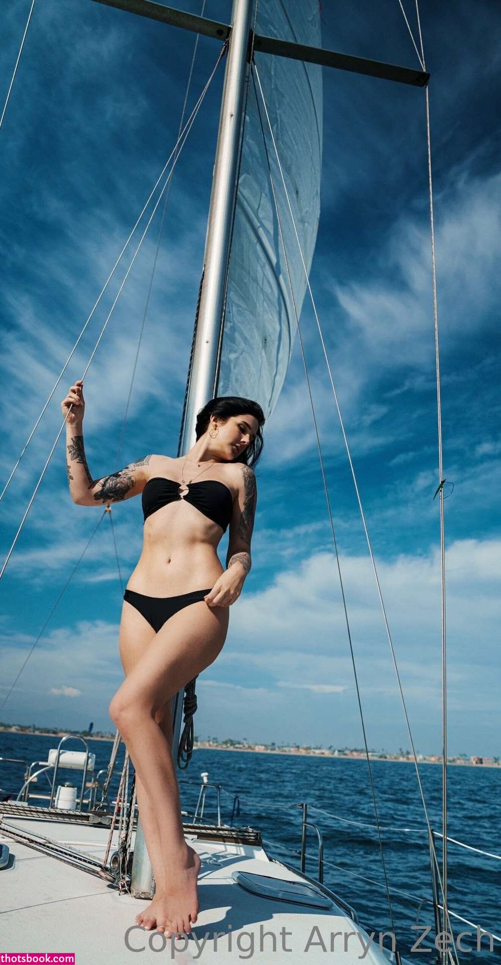 Arryn Zech Photo #331