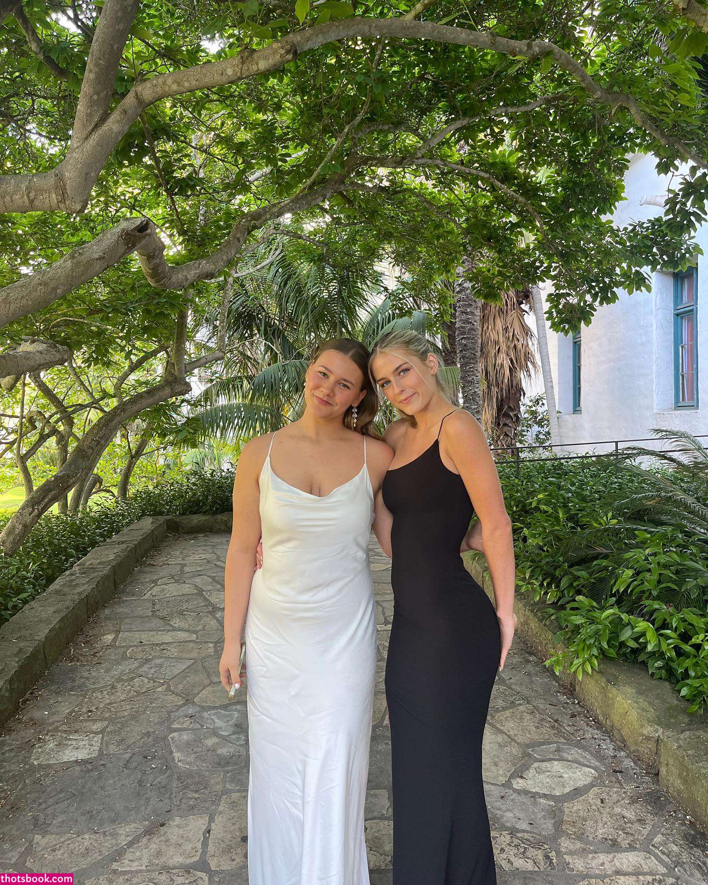 Ameliapelto Photo #23