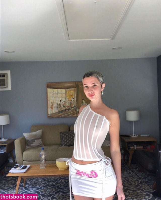 Daisy Delancey Photo #4