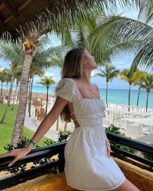 Justine Ouellet Photo #11