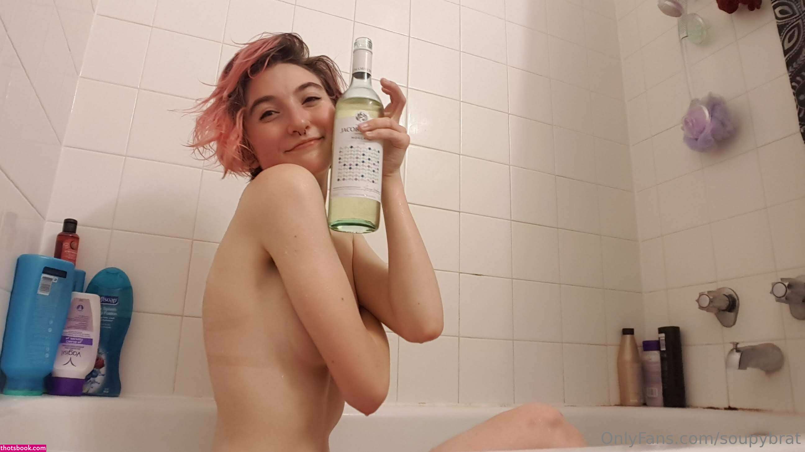 Emmanooodle Photo #25