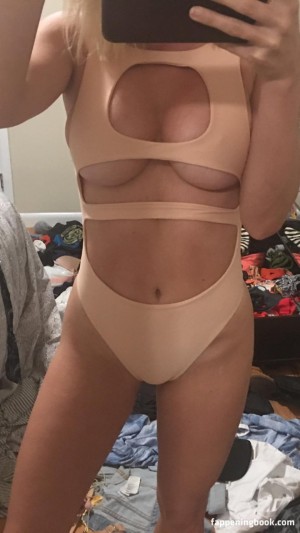 Saraunderwood Photo #240