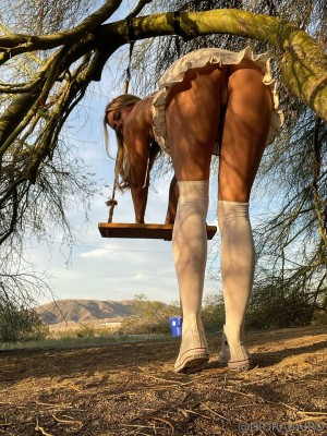 Diora Baird Photo #298