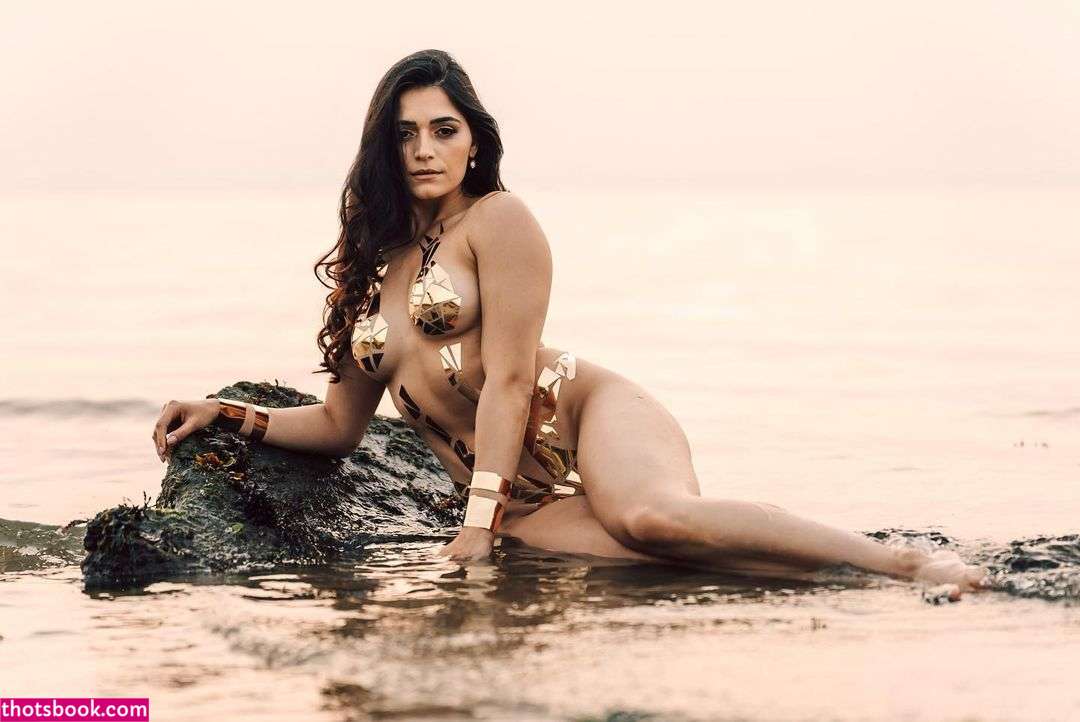 Annabel Dasilva Photo #25