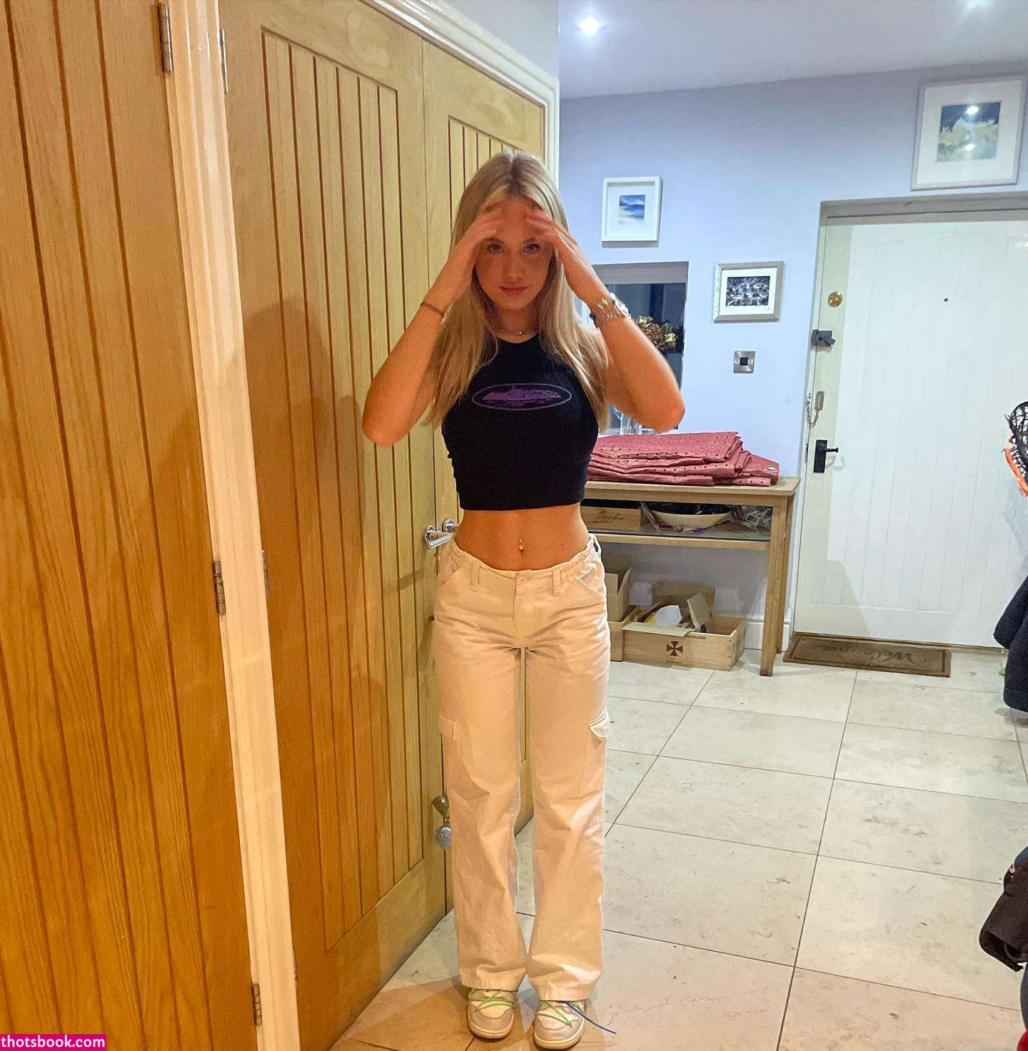 Gabriella Davies Photo #16