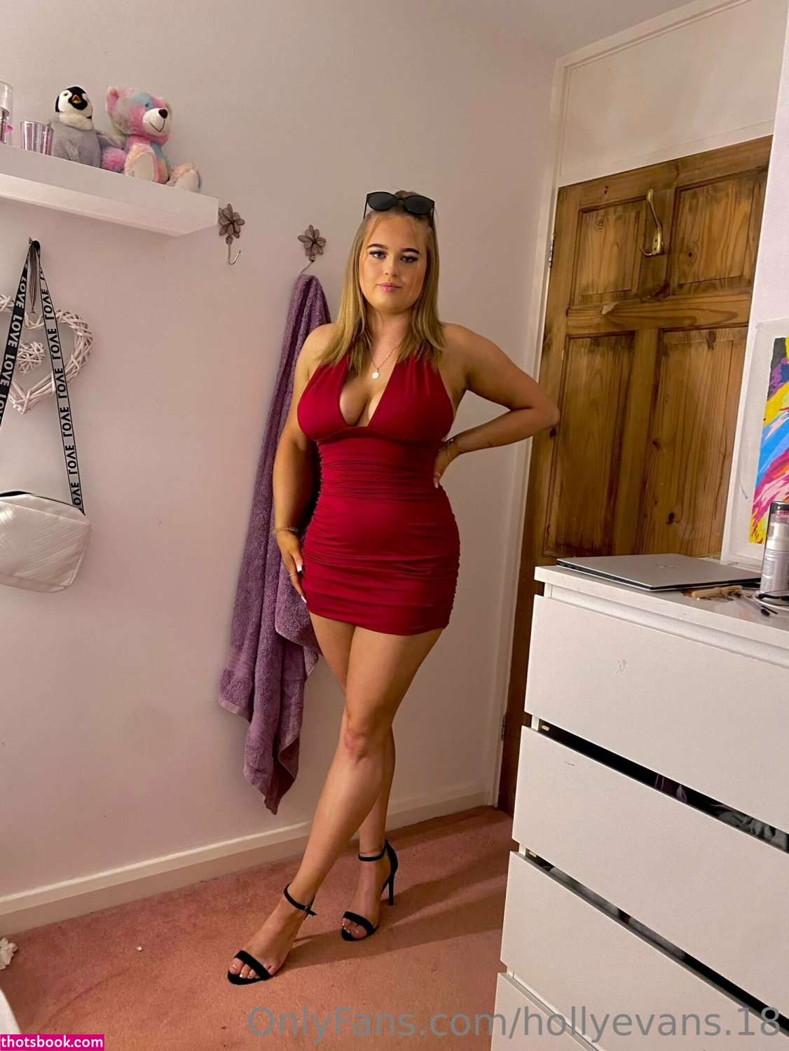 hollyevansx Photo #25