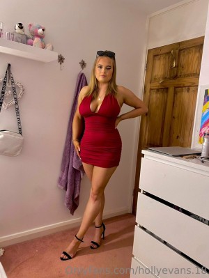 hollyevansx Photo #25