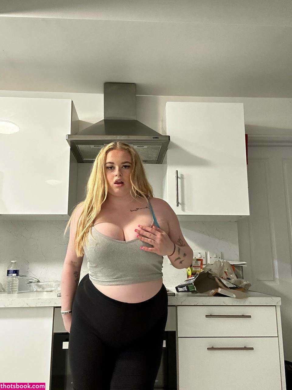 hollyevansx Photo #32