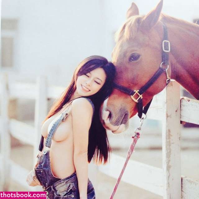 Luvian Lee Photo #23