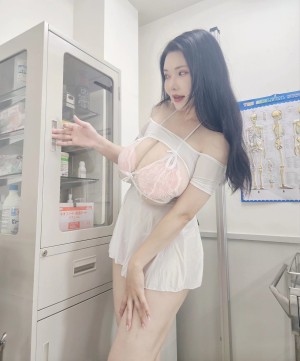 Anri Okita Photo #237