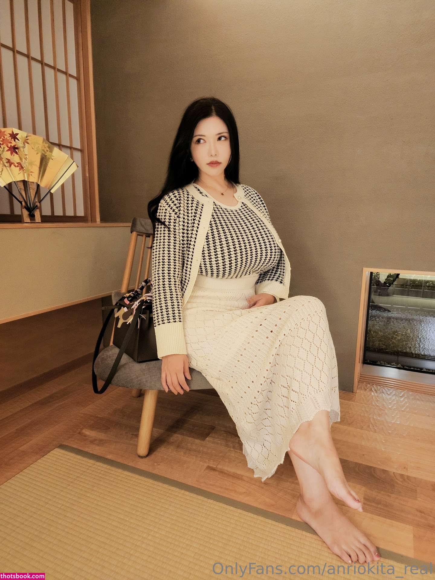 Anri Okita Photo #298