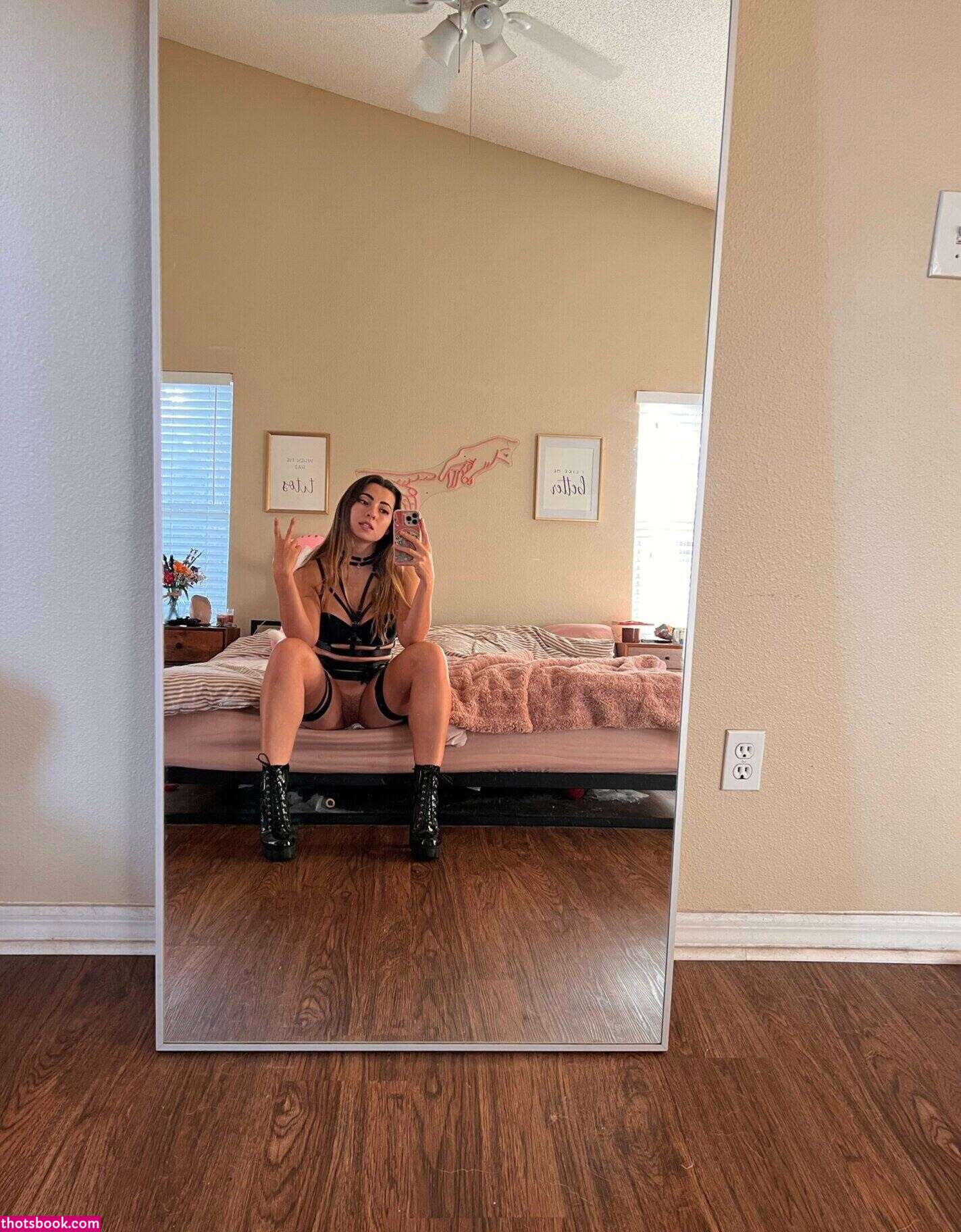 Lov3Ly Laur3N Photo #17