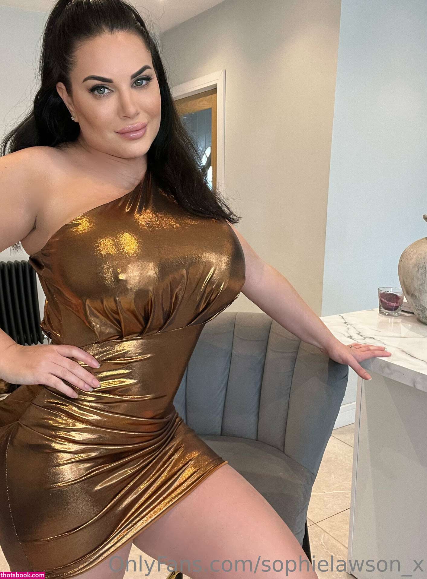 Sophie Lawson Photo #93