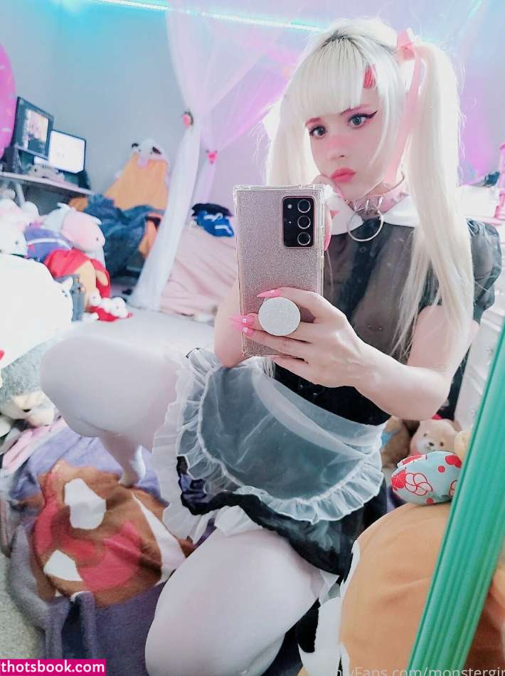 Monstergirl Photo #70