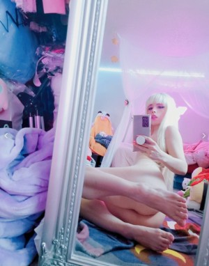 Monstergirl Photo #76