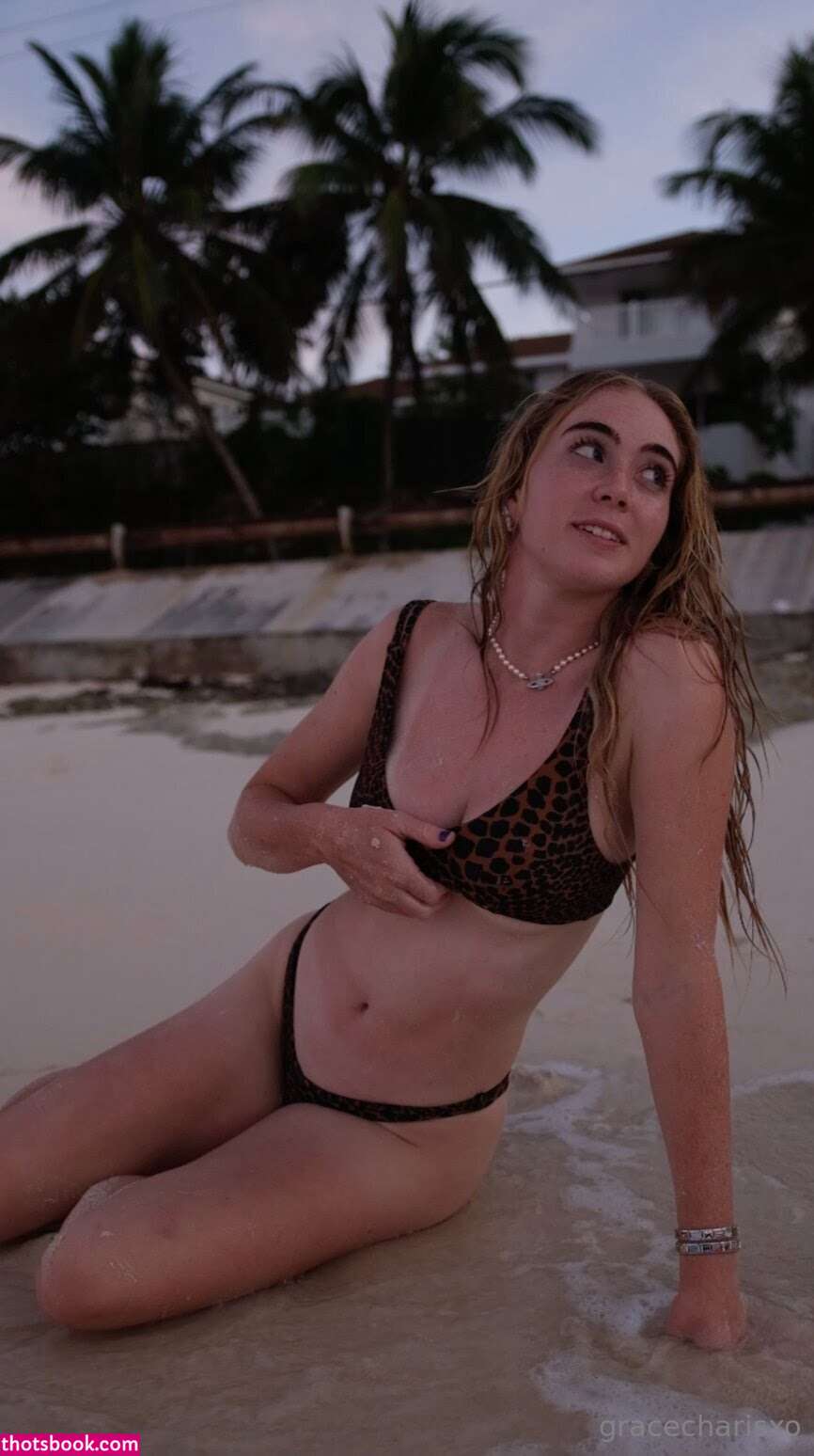 Grace Charis Photo #1212