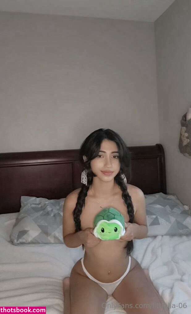 Little Lia Photo #64