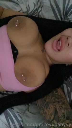Graceyxbabyyy Photo #34