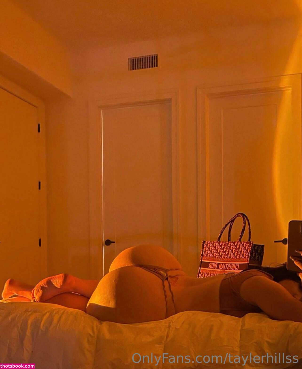 Tayler Hills Photo #688