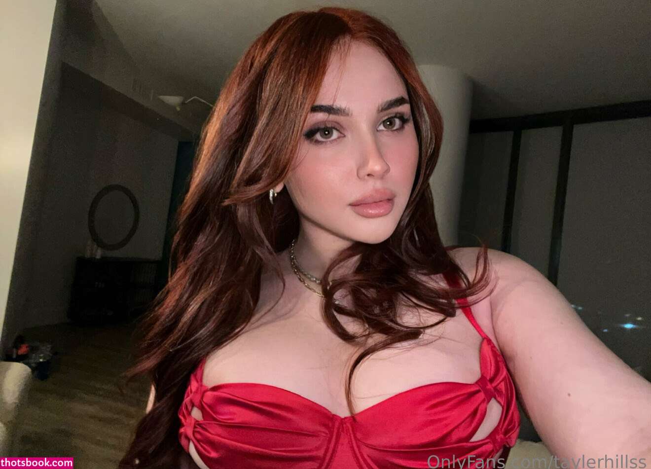 Tayler Hills Photo #700