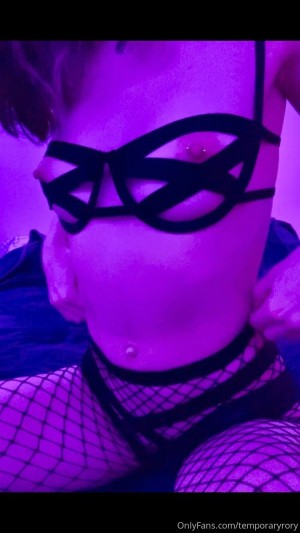 Temporaryrory Photo #119