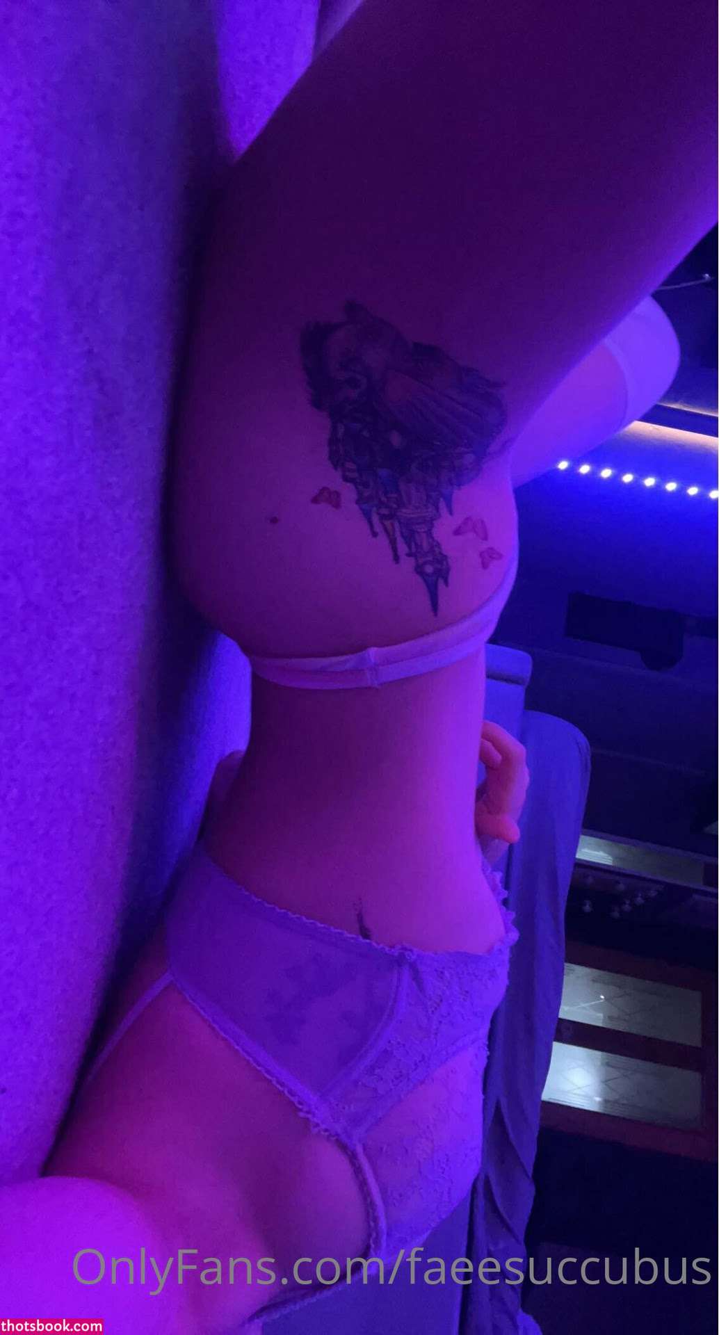 naiadeityy Photo #51