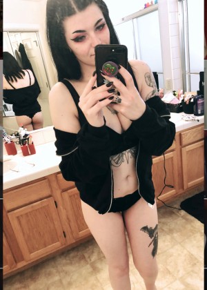 Hollyeekitty Photo #86