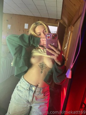kittiekattt69 Photo #63